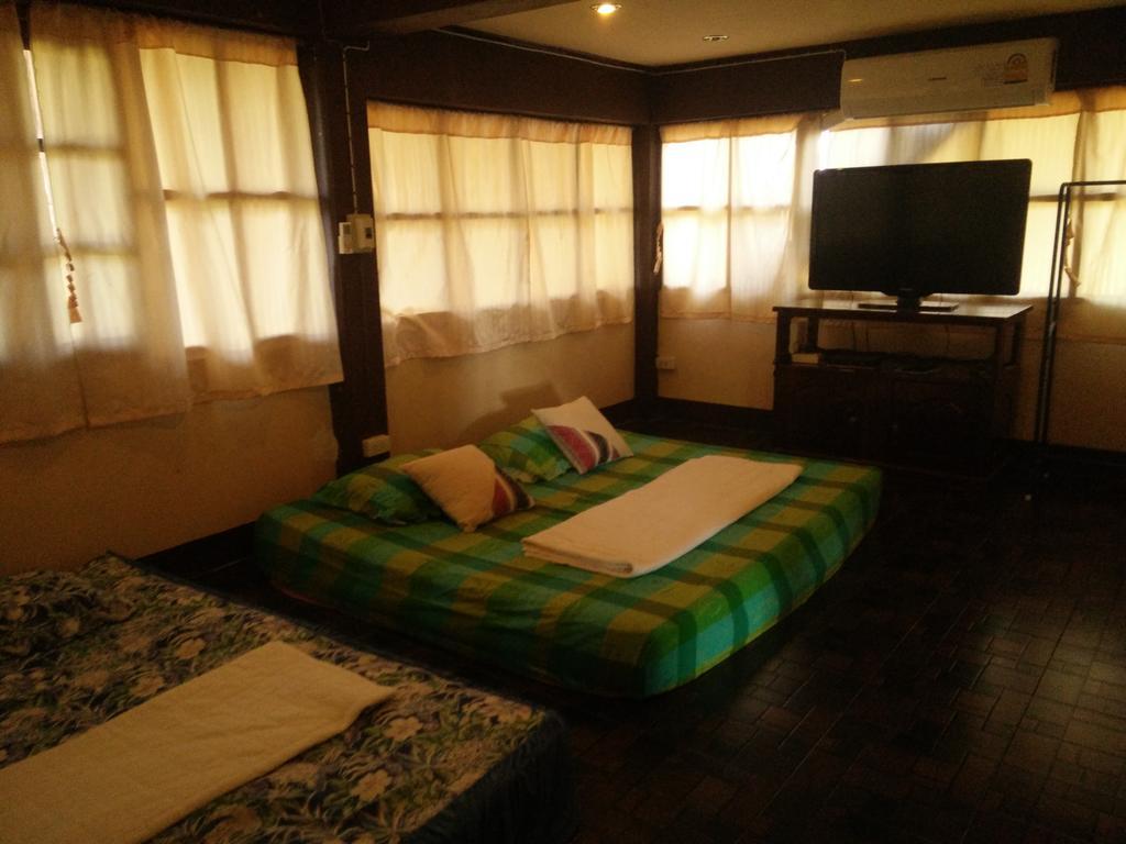 Ton Lang Homestay Пуа Екстериор снимка